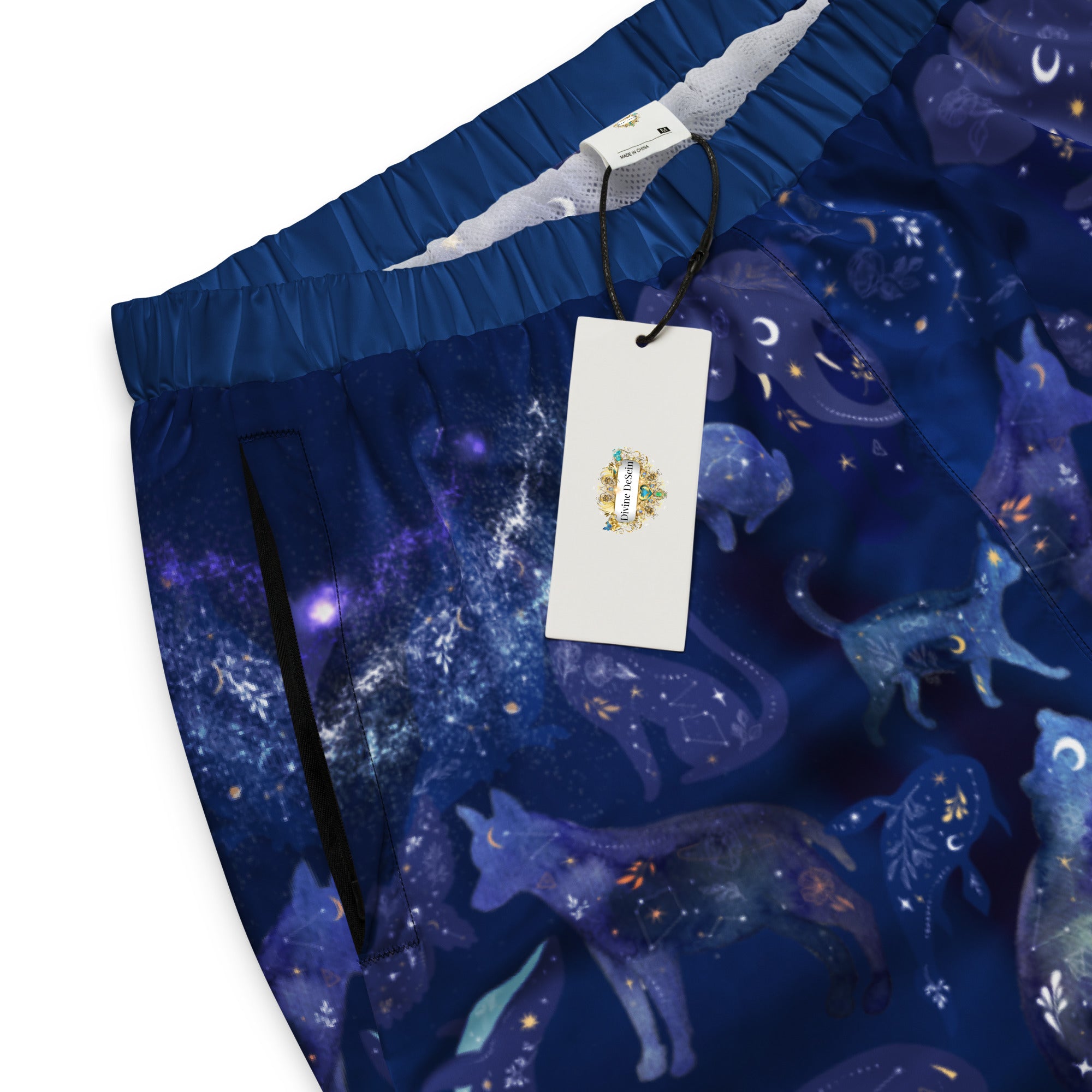 Ausgefallene Trainingshose - Krafttiere - Divine DeSein